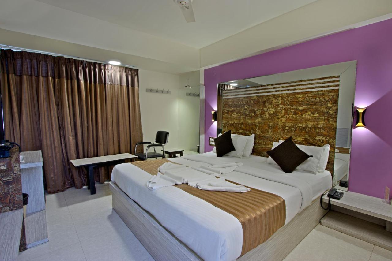 Mannars Residency Villa Maisur Dış mekan fotoğraf